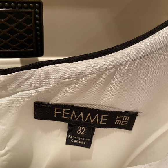 FEMME - Fitted Pencil Dress - Picture 4 of 5